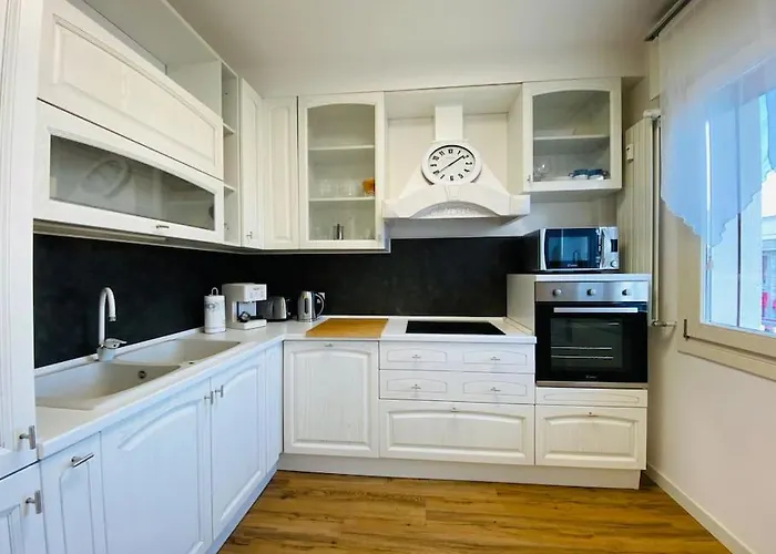 Venezia Ca' Bembo * Μέστρε